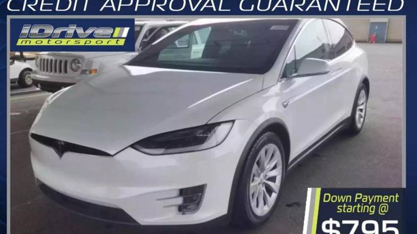 TESLA MODEL X 2018 5YJXCAE23JF136924 image